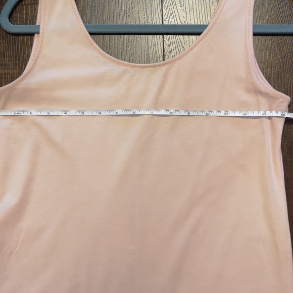 Light pink tank top - Picture 5 of 8